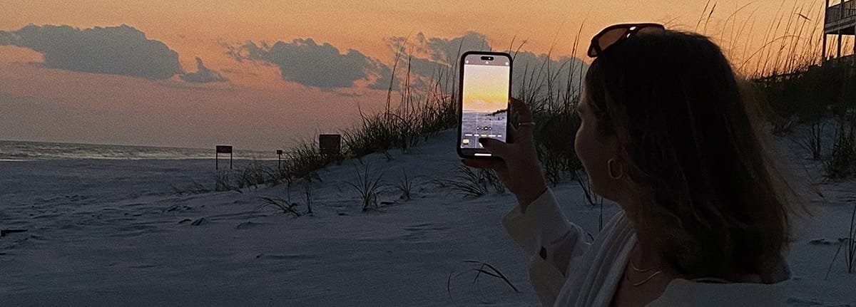 Smartphones Social-Media-Report Pulse-Advertising Mobile